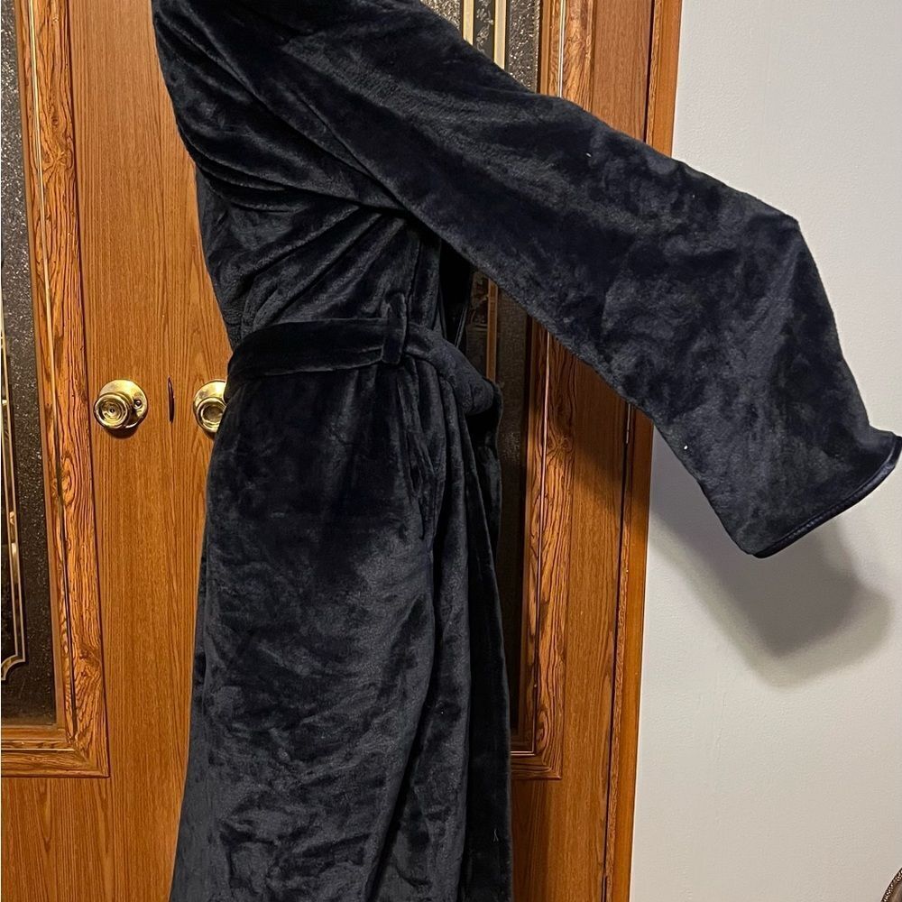 S•P•A Robe - Picture 2 of 5